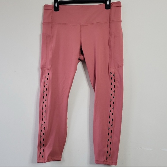 Athleta NWT Ultimate Stash 7/8 High waisted squat proof activewear leggings gym - Picture 3 of 10